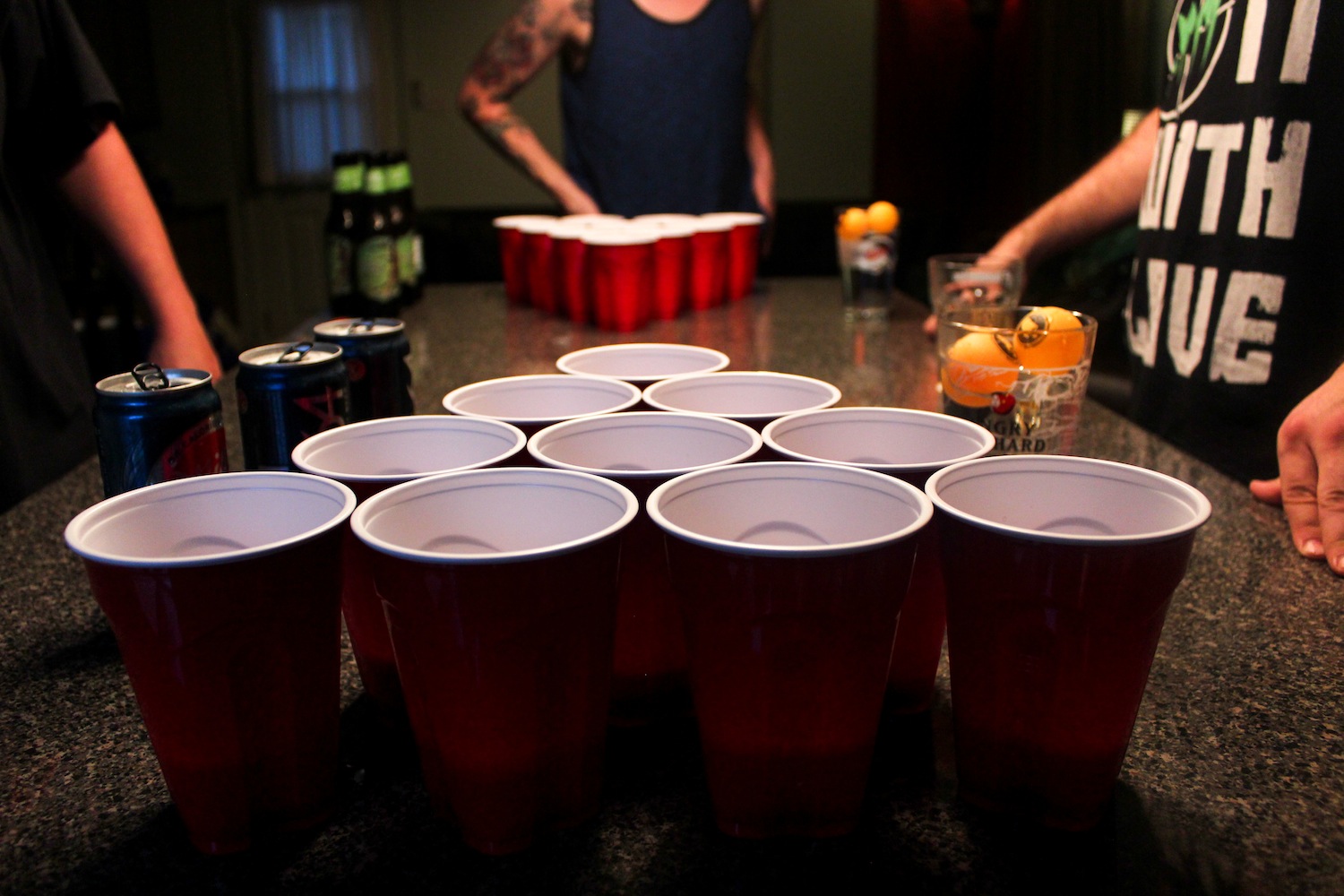 Scare Beer Pong  American Drinking Game EYE BALLS and CUPS 