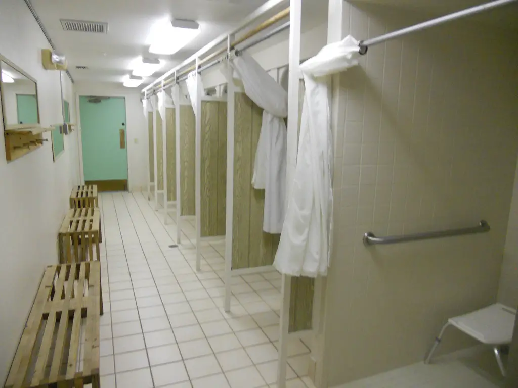 6 Epiphanies You’ll Have When Moving into Your First Apartment STUDY