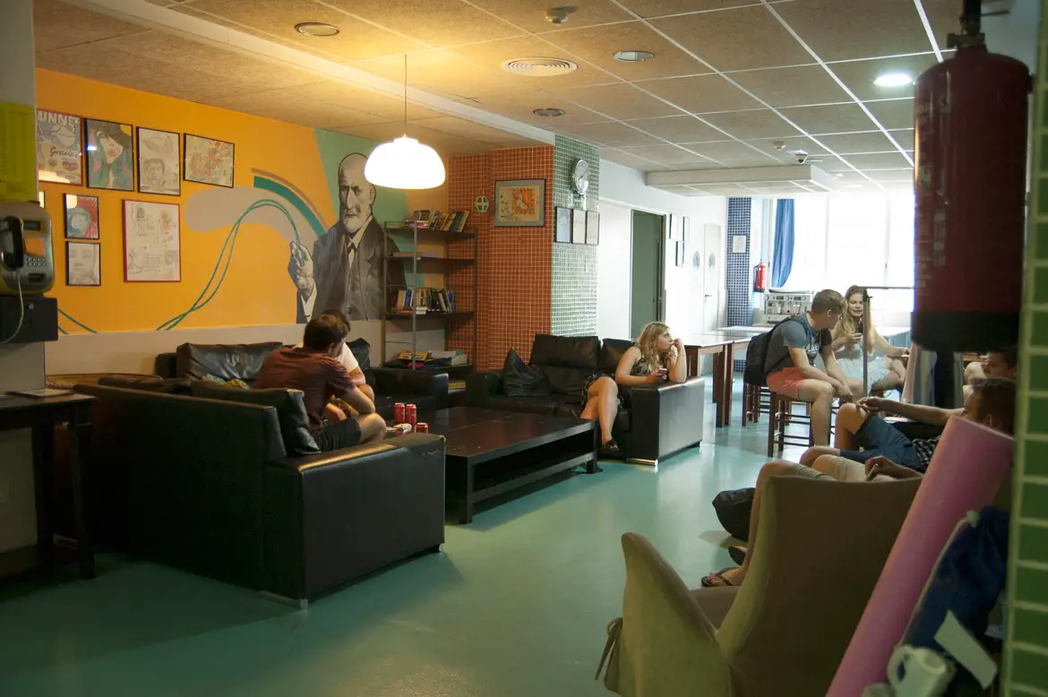 How to Totally Crush It Your First Time at a Hostel