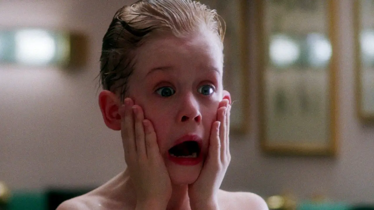A Guide to the Best 8 Christmas Films to Fuel Your Holly Jolly Spirit