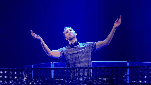 Calvin Harris Knows How to Play Social Media