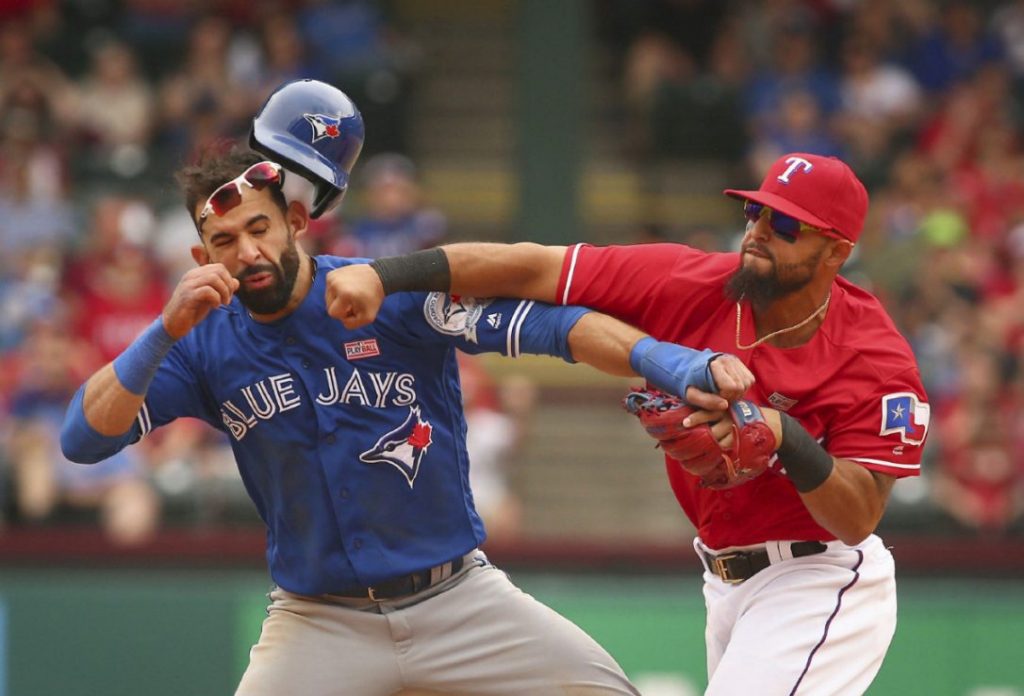 The Delicate Art of Encouraging Good Sportsmanship