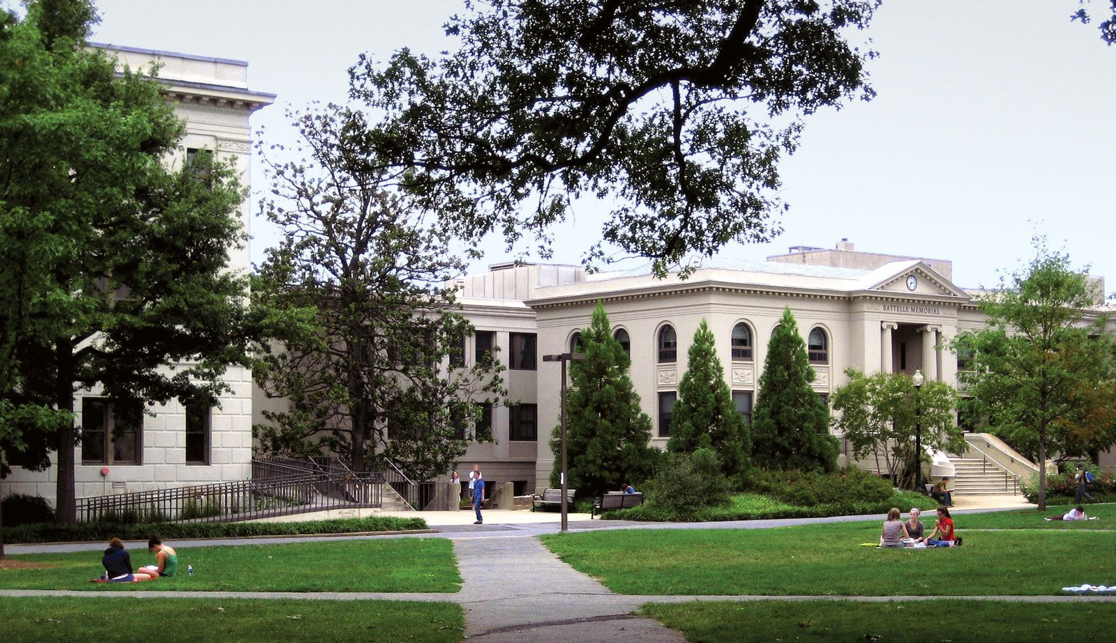 American academy of art college