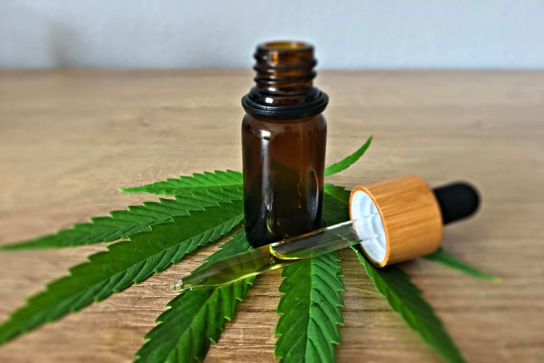 https://studybreaks.com/wp-content/uploads/2019/10/cbd-oils-e1571080057882.jpeg