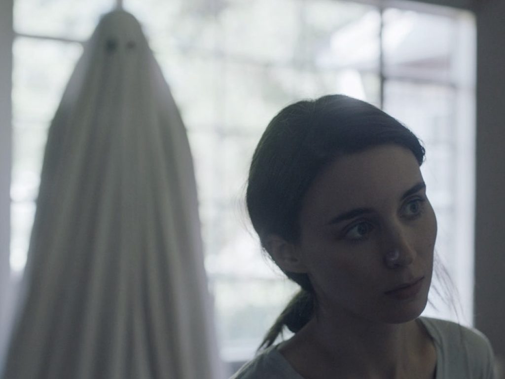 Image of characters in A Ghost Story.