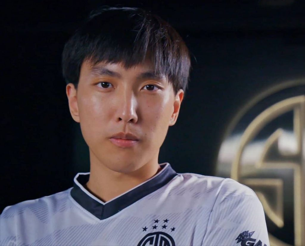 An image of Yiliang “Doublelift” Peng