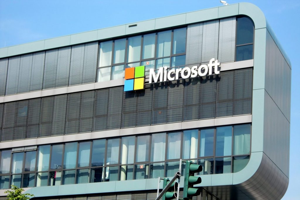 Microsoft building in article about Microsoft Azure