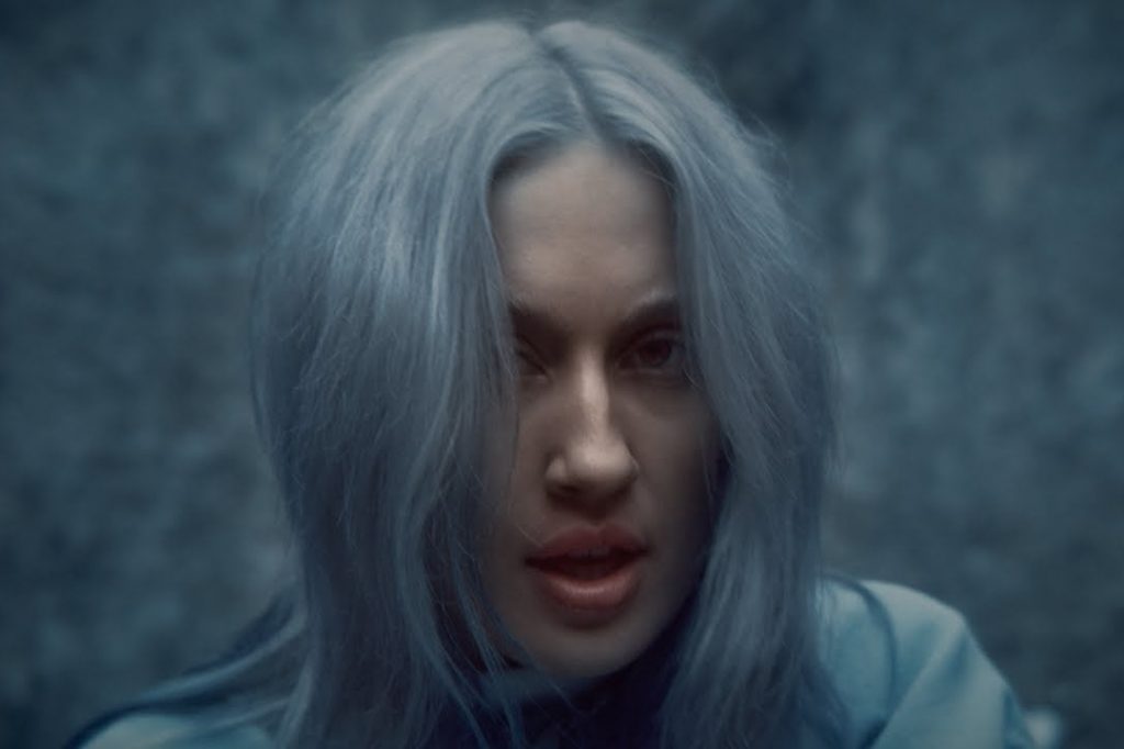 Screenshot from My Life is Boring video from Lael